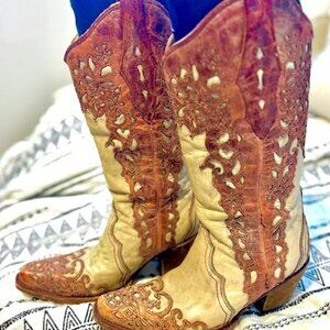 Gorgeous Authentic Cowboy Boots Corral Vintage